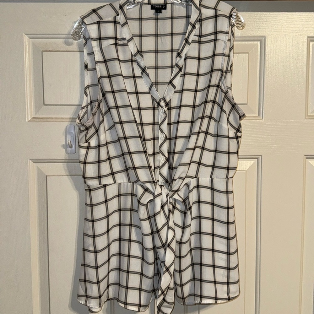 Front tie blouse from torrid